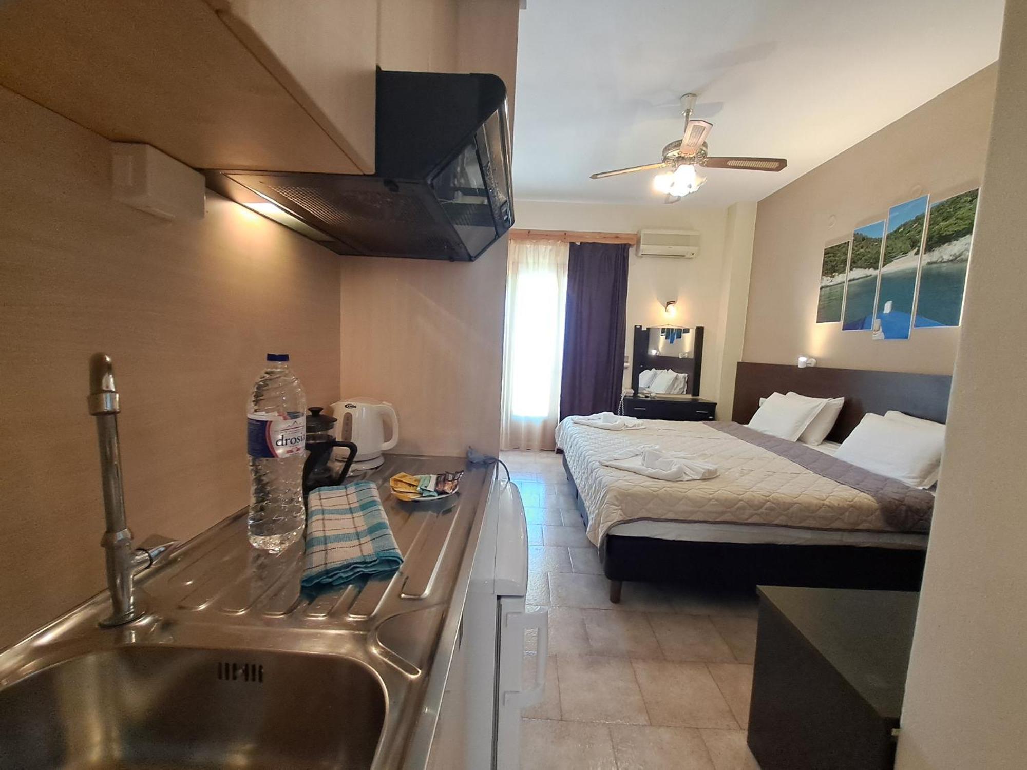 Gorgona Hotel Патітірі Екстер'єр фото